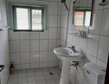 Quadruple Room with Private External Bathroom