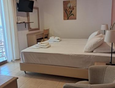 One-Bedroom Apartment - Sea Side