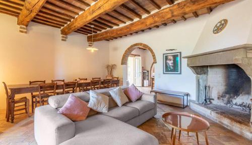 Six-Bedroom Holiday Home