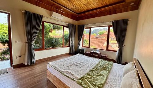 Double Room with Pool View