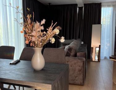 Family Room with Lake View