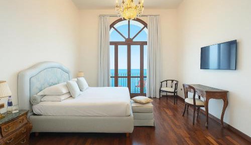 Suite with Sea View