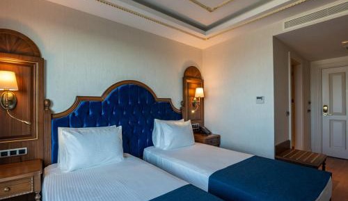 Superior Twin Room with Sea View
