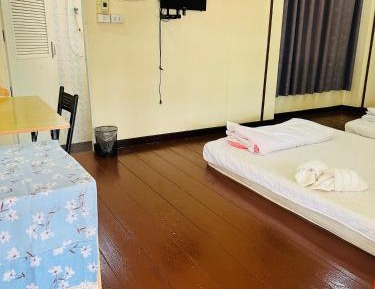 Quadruple Room with Private Bathroom