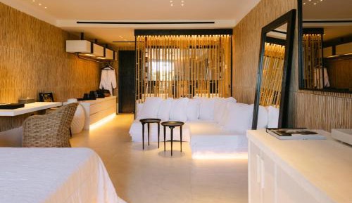 EOS Double Room