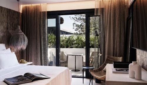 NOS Double Room