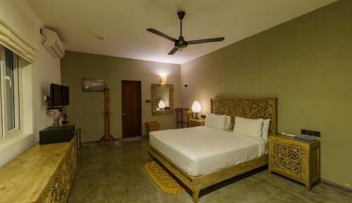 King Room with Lake View
