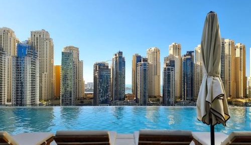 Three-Bedroom Apartment with Marina View