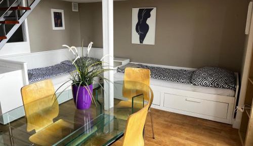 Apartment With Shared Bathroom