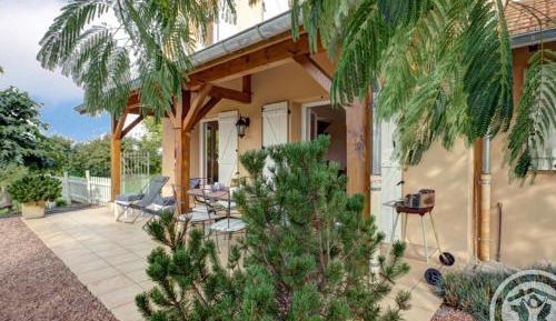 Holiday Home (4 Adults)