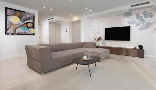 Four-Bedroom Apartment