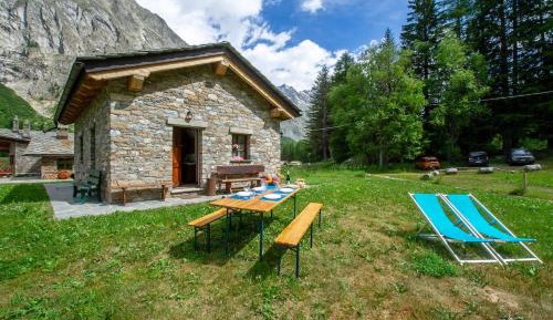 Three-Bedroom Chalet