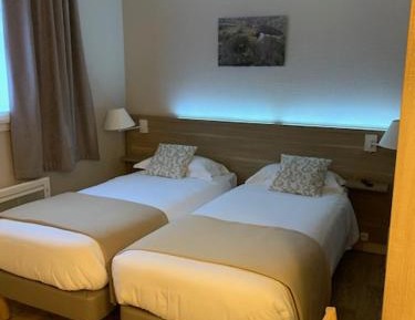 Twin Room with Courtyard View