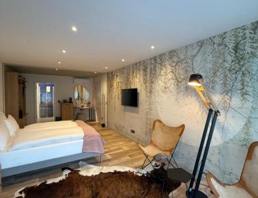 Two-Bedroom Deluxe Apartment