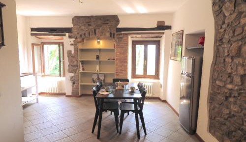 Two-Bedroom Apartment with Mountain View
