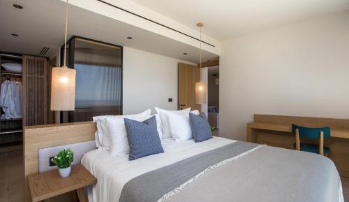 Suite with Private Pool