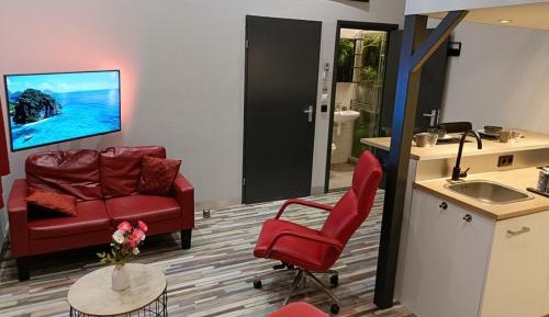 Deluxe Double Room with Shower