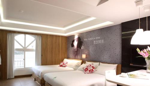 Deluxe Quadruple Room