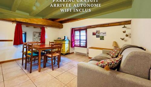 Room #1473449702
