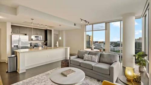 Two-Bedroom Apartment with City View