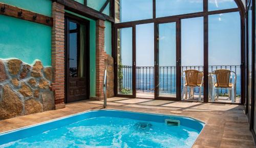 Superior Apartment with Balcony