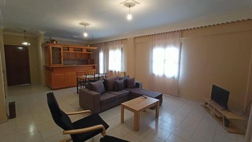 Room #1474595801