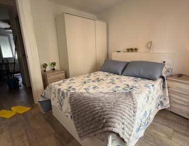 One-Bedroom Standard Apartment