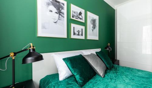 Two-Bedroom Apartment with Terrace