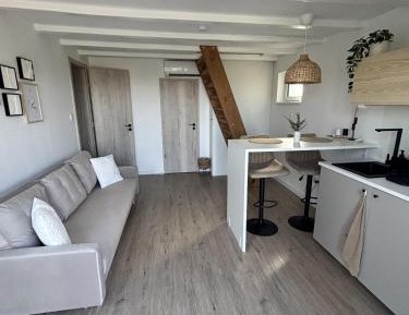 One-Bedroom Apartment with Terrace