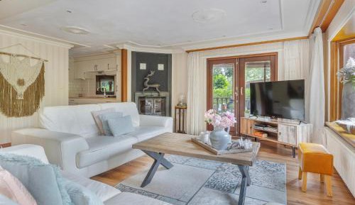 Three-Bedroom Vacation Home 