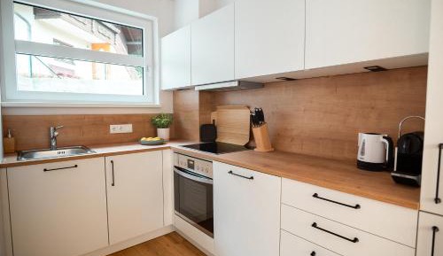 One-Bedroom Apartment with Balcony