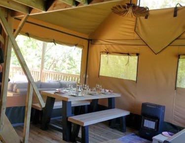Bungalow with Patio