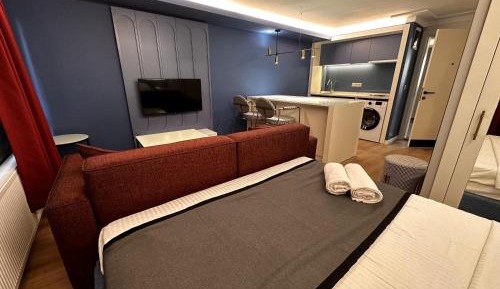 Classic One-Bedroom Apartment with King Bed