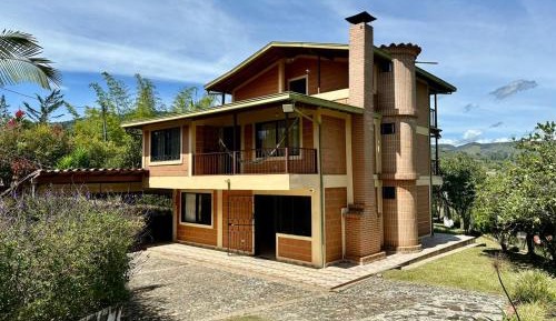 Four-Bedroom Holiday Home