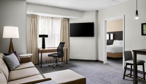 One-Bedroom Queen Suite with Sofa Bed