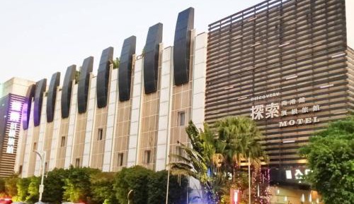 Check in 22:00 - 00:00 - Standard Double Room