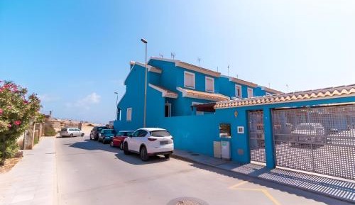 Three-Bedroom Holiday Home 