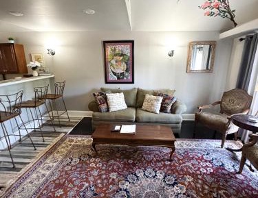 The Ivy Cottage