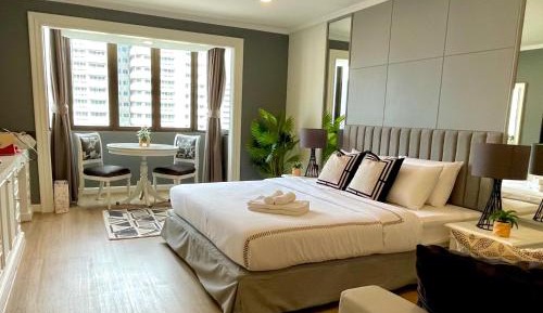 One-Bedroom Apartment