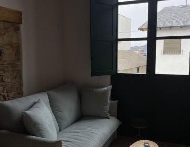 One-bedroom Loft Apartment 