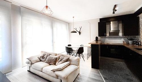 Two-Bedroom Deluxe Apartment