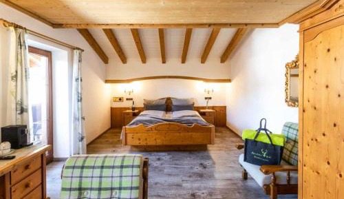 Junior Suite with Mountain View