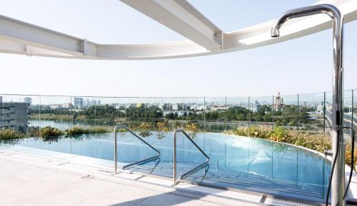 One-Bedroom Apartment with Balcony and City View