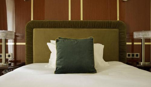 Superior Twin Room with City View