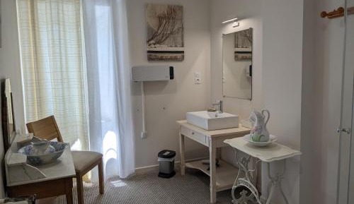 Double Room with Shared Bathroom
