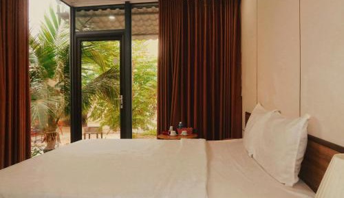 King Room with Garden View