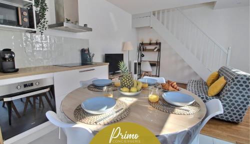 One-Bedroom Apartment with Terrace