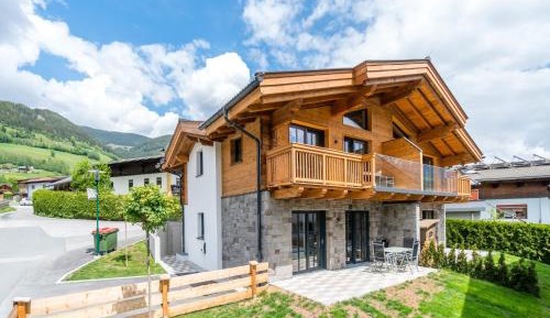 Four-Bedroom Holiday Home
