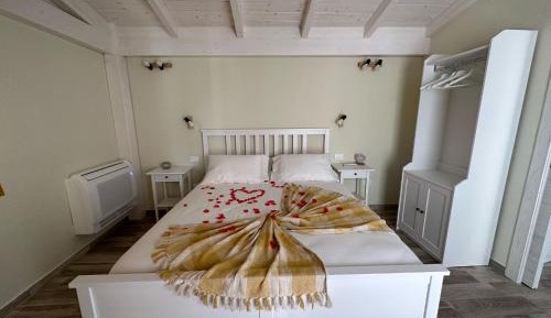 Double Room with Spa Bath