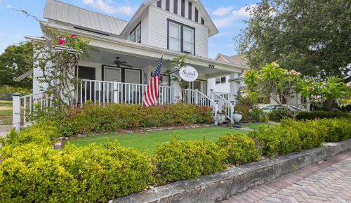 Three-Bedroom Townhouse